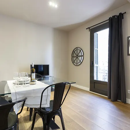 آين بي إيكزامبل-ميرو برشلونة