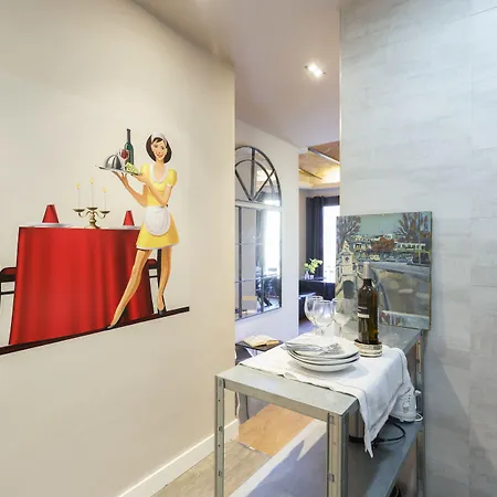 آين بي إيكزامبل-ميرو شقة برشلونة