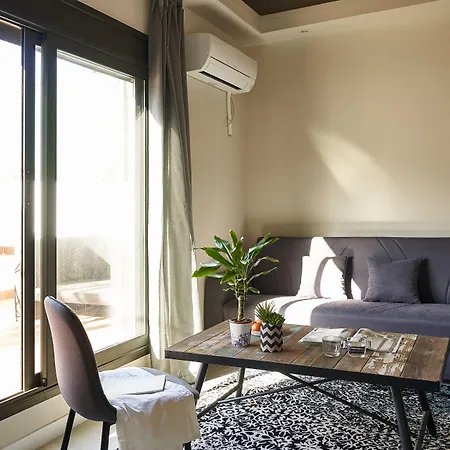 آين بي إيكزامبل-ميرو شقة *